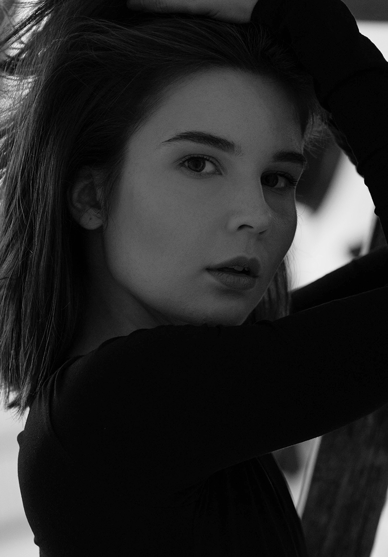 Черно-белая-фотосессия-с-Ксенией-7