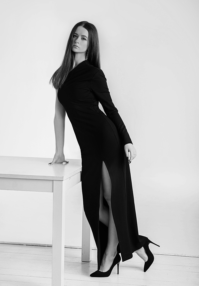 Локаничная-фотосессия-в-студии-с-Лизой-4